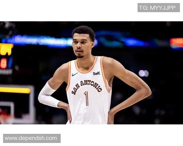 08季后赛马刺与太阳激战回顾：经典对决与传奇时刻的交汇